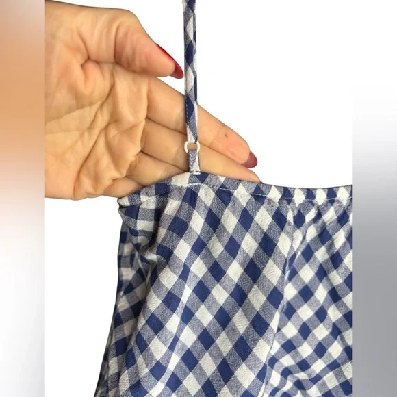 AEO women’s Blue Gingham Hi-Neck Swing Tank plaid white blue sz M preloved - Picture 3 of 11